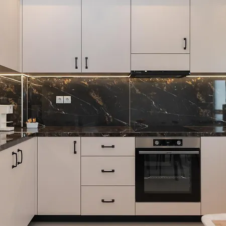 Apartment Kapxhiu Oceanis Residences